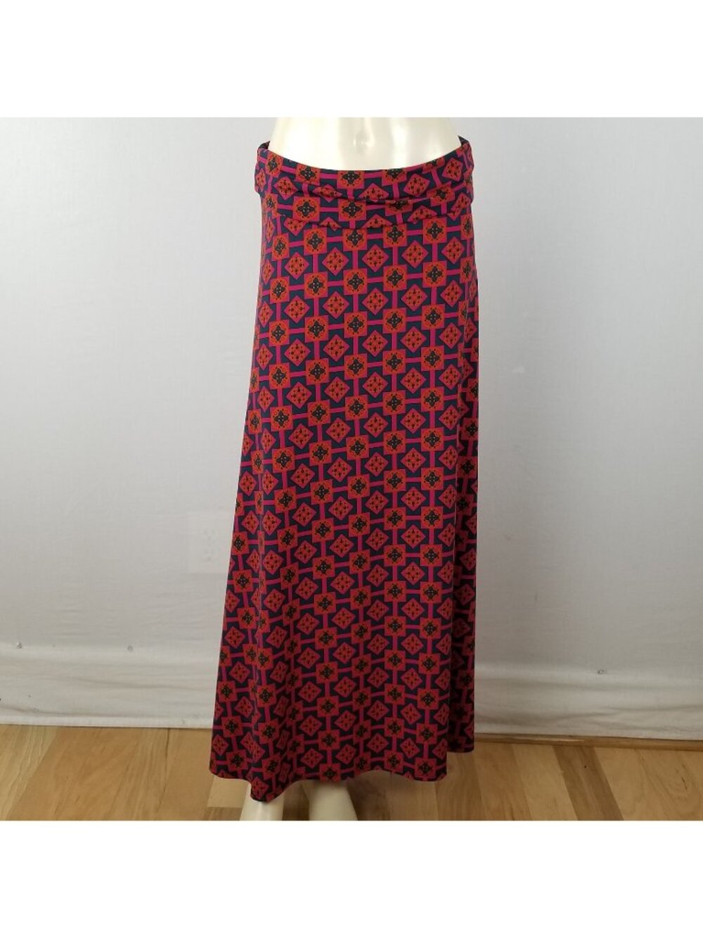 Lularoe maxi geometric skirt size Small